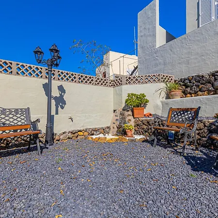 La Aldaba 2 * Puerto De Naos